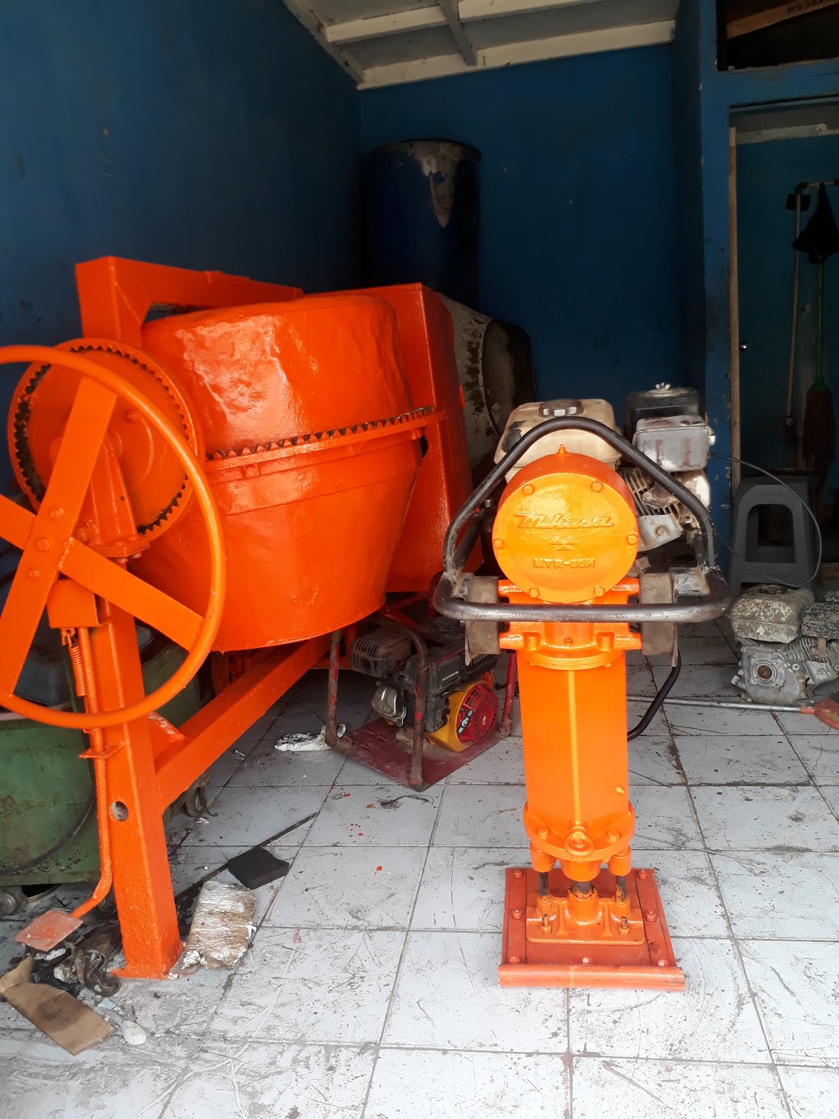 Warung Kopi di Jalan Ir Juanda: Saingan Rival Saat Citimall Datang